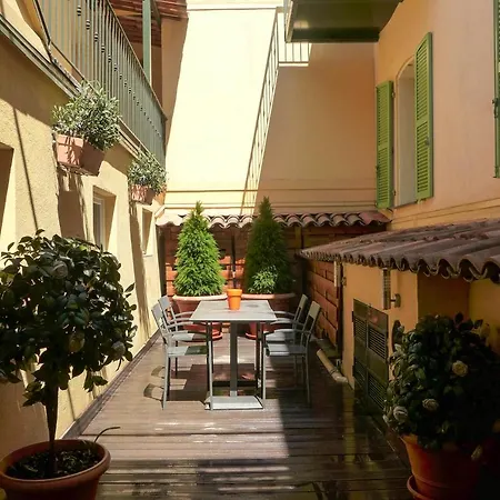 Residences Cresci *