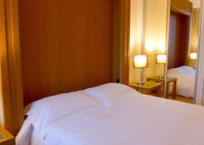 Residences Cresci كان