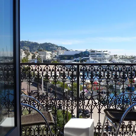 Residences Cresci شقة كان