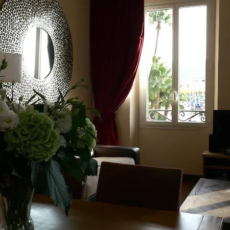 شقة Residences Cresci كان
