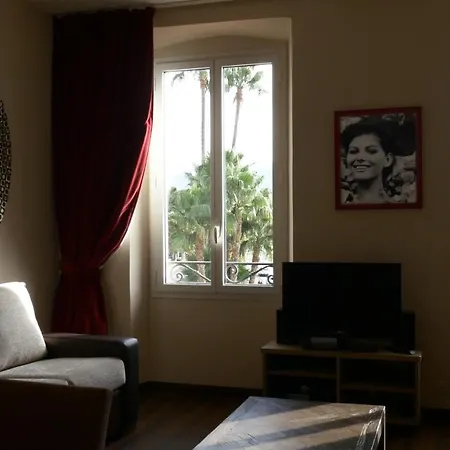 Residences Cresci شقة *