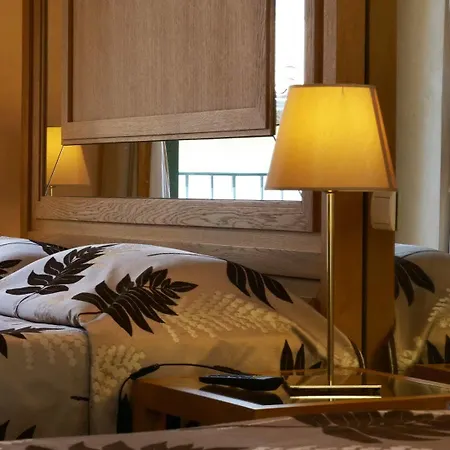 Residences Cresci *