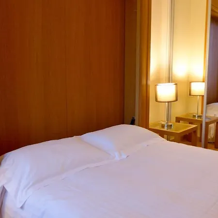 Residences Cresci كان