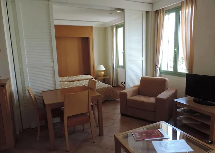 Apartment Residences Cresci *