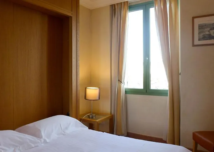 Residences Cresci *