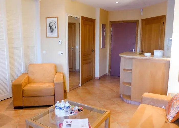 Daire Residences Cresci *