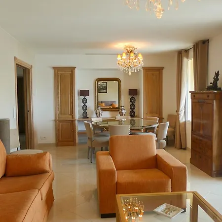公寓 Residences Cresci *